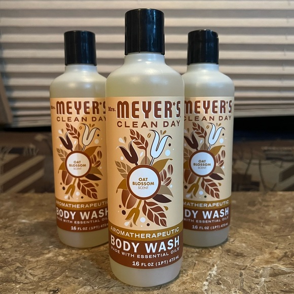 Lot Of 3 Mrs Meyers Oat Blossom Body Wash - Picture 1 of 2